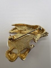 Marvella Signed Vintage Gold Tone Bunny Rabbit Brooch Pin Faux Pearl Belly