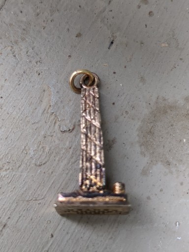Sterling Silver Vintage Kinney “John Hancock Center” Pendant Loop 6+ Grams
