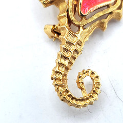Vintage Seahorse Brooch Pin Jewelry Coral Enamel Eye Gold Tone Sea Life Ocean