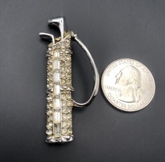 Vintage Rhinestone Silver Tone Golf Bag with 2 Clubs Brooch Pin