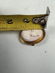 Antique Victorian Portrait Cameo Pendant Brooch W Engraved 10K Gold Bezel 5 gram