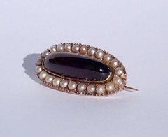 Pretty Antique Victorian 10K Gold Foiled Garnet Cabochon Pearl Pendant Pin 1886