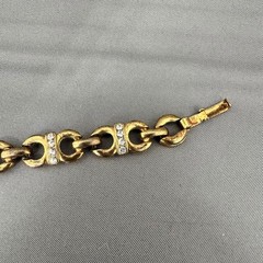 Vintage Gold Tone Rhinestone Scroll Link Bracelet 7.5 Inch Fold Over Clasp