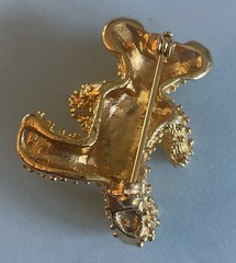 Vintage GoldTone Unique Textured Green Eyed Rhinestone Teddy Bear Brooch BX6