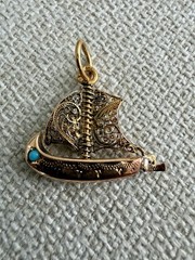 Vintage 19K Gold Filigree Sailboat Pendant Turquoise Accent Nautical 1.6g