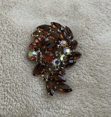 Vintage Brooch Amber Tones Navette AB Rhinestone Pin Layered Leaf Design 2.5 in.
