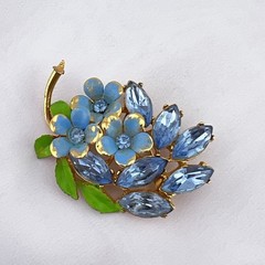 Vintage Flower Brooch Pin Pastel Blue Fancy Rhinestone Enamel Gold Tone Estate
