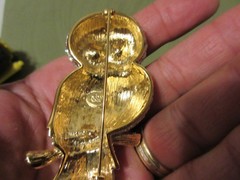 WOW Joan Rivers Crystal Snowy Owl Brooch Pin Gold tone AB Rhinestones Topaz Eyes