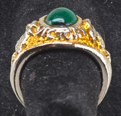 Vintage Army Victory Ring Green Cabochon Gold Tone Size 4.5 Military Patriotic