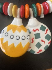Ruby Z Necklace Candace Loheed Colorful Ceramic 20″ Beaded Chunky Xmas **BROKEN*