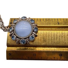 Vtg c1974 Avon Moon Magic Pendant Necklace 24” Blue Crystals Moonglow Center A3