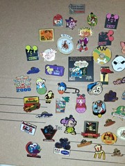 Huge Lot 100 Vintage Pins McDonald’s Racing Faux Disney And More