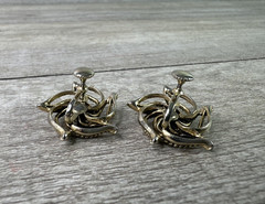 Vintage Unbranded Antique Gold Screw Back Five Point Star Earrings