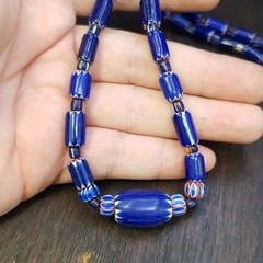 Vintage Venetian Style Blue Chevron Beaded Necklace 18in | 4.7–20.3mm Beads