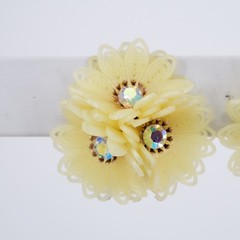 VTG Coro Cream Plastic Filigree Flower AB Rhinestone Clip On Earrings Costume