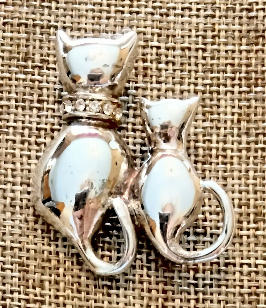 Vintage AAI Cat Brooch (64 -1177)