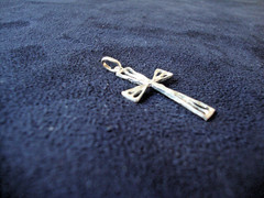 Vintage Sterling Silver Intriguingly Unique Diamond Cut Open-Work Cross Pendant