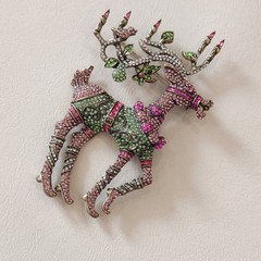 Heidi Daus Christmas Reindeer Brooch Crystal‑Embellished Vintage Holiday