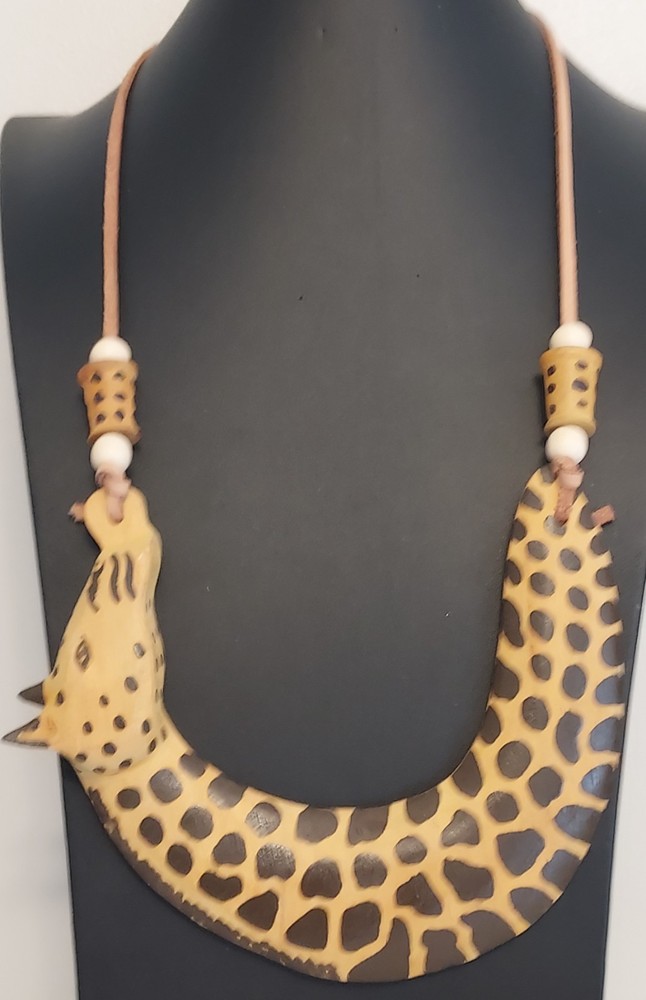 Vintage Giraffe-shaped Pendant Statement Necklace Wood Leather African Folk Art