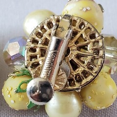 Vtg VENDOME Yellow Gold Faux Pearls Glass Balls Beads Clip On Earrings