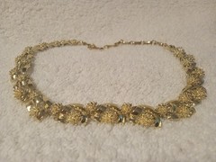 Vintage Coro Signed Gold Tone Unique Design Necklace 17 In. Beautiful!