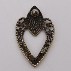 Vintage Val Red Drop Almond Shaped Earings Filigree Pierced Post Back