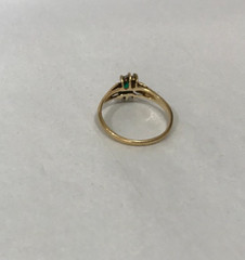 Vintage CI 10 Kt Gold Simulated Emerald Ring Caspian International 6.5