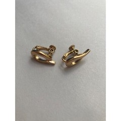 Vintage H.A. Vendome Twisting Tear Drop Screw Back Clip-on Gold Tone Earrings
