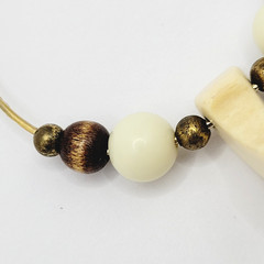 Southwest Style Beaded Wire Hoop w Faux Resin Claw or Tooth Vtg Pierced Earrings