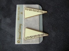 VINTAGE SAMUEL HUANG CLOISONNE EARRINGS SIGNED WHITE ENAMEL GOLD FILLED POST