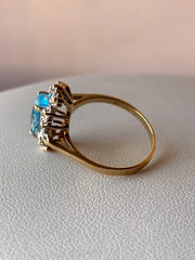 VINTAGE 10K YELLOW GOLD MARQUISE CUT BLUE TOPAZ AND DIAMONDS RING