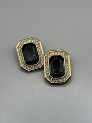 CHRISTIAN DIOR London Blue Topaz Crystal Gold Tone Vintage Clip On Earrings