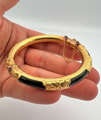 Antique Chinese 24K Yellow Gold Black Gem 8mm 6.5″ Hinged Bracelet Bangle 26.9g