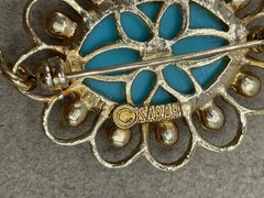VTG 1973 Signed Sarah Coventry “Magic Moods” Faux Turquoise Pearl tassel brooch