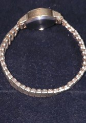 Vintage 1975 Timex Ladies Mechanical Watch Oval Gold Tone Caliber 23 RUNNING