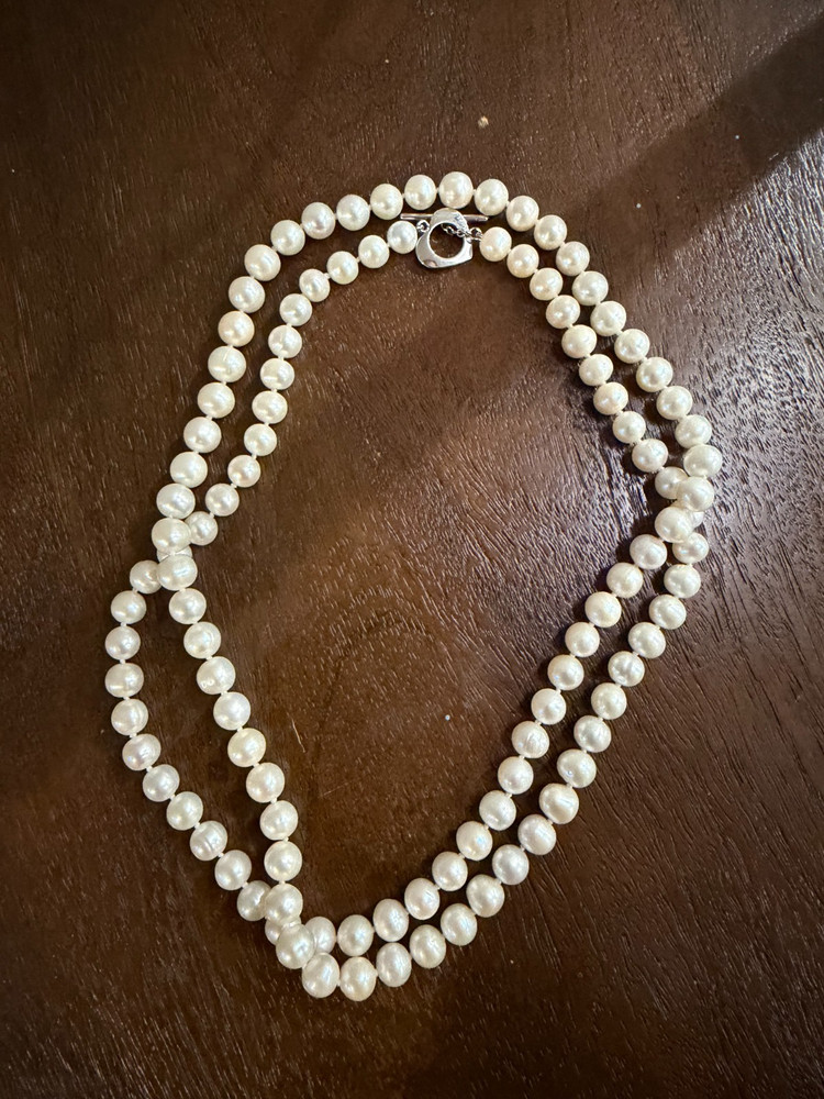 Vintage Hand-Knotted Genuine Freshwater Pearl Necklace 36 in Heart Toggle Clasp