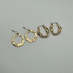 Classic Textured Hoop Earrings Qty 2 Gold-tone Unsigned Dangle Drop Everyday