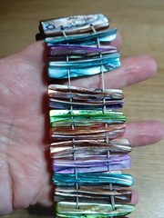 Vintage Bracelet Shell of Pearl Stretch Multi Color Rainbow