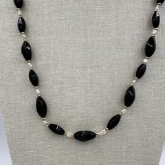 Vintage Black Faceted Bead Necklace w/ Gold Accents Elegant Style