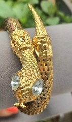 Vintage 70’s Goldtone Brass Mesh Coil Snake Bracelet Rhinestone eyes