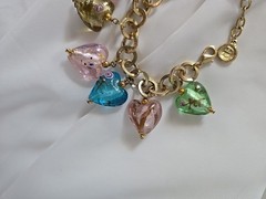 Graziano Art Glass Hearts Charm Bracelet Pink Green Blue 8-9″ Gold Plated