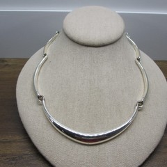 Vintage Cookie Lee Necklace Curved Collar Modern Minimalist Silver Tone 17 Inch