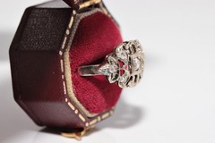 Antique Circa 1920s 18k Gold Art Deco Natural Diamond Decorated Ring