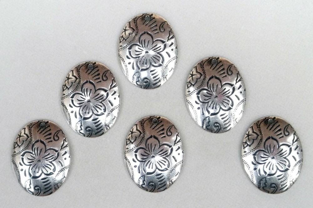 #3472 ANTIQUED STERLING SILVER PLATED PENDANT/ER OVAL W/HANG HOLE – 6 Pc Lot