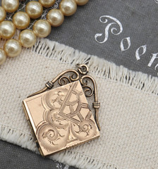 Antique 10k Victorian Square Rolled Gold Etched Filled Locket Photo Pendant Fob