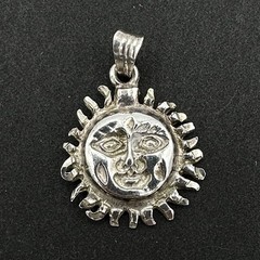 SUN FACE sterling silver pendant – vintage Mexican artisan-made 1-1/8″ signed