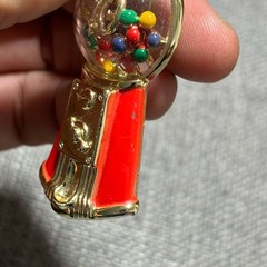 Vintage Gumball Machine Brooch Pin Red Gold Tone Enamel Multicolor Beads Retro
