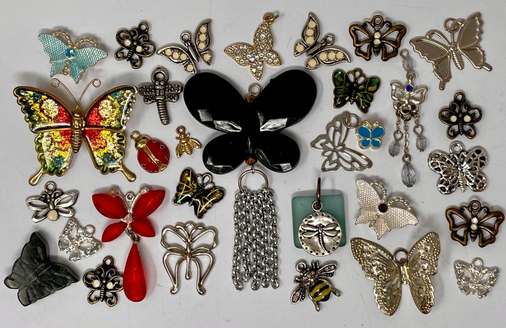 Lot Vintage & Modern Insects Butterfly Charms Pendants Findings Costume Jewelry