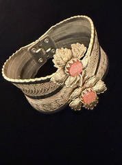Vintage Goldstone Clamper Bracelet Gold Tone Hinged Cuff Gold Stone Maple Leaf