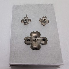 Vintage Nye Sterling Silver Dogwood Flower brooch and earrings set B74